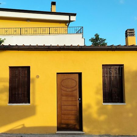 Lodgings In Sardinia Decimomannu Exterior photo