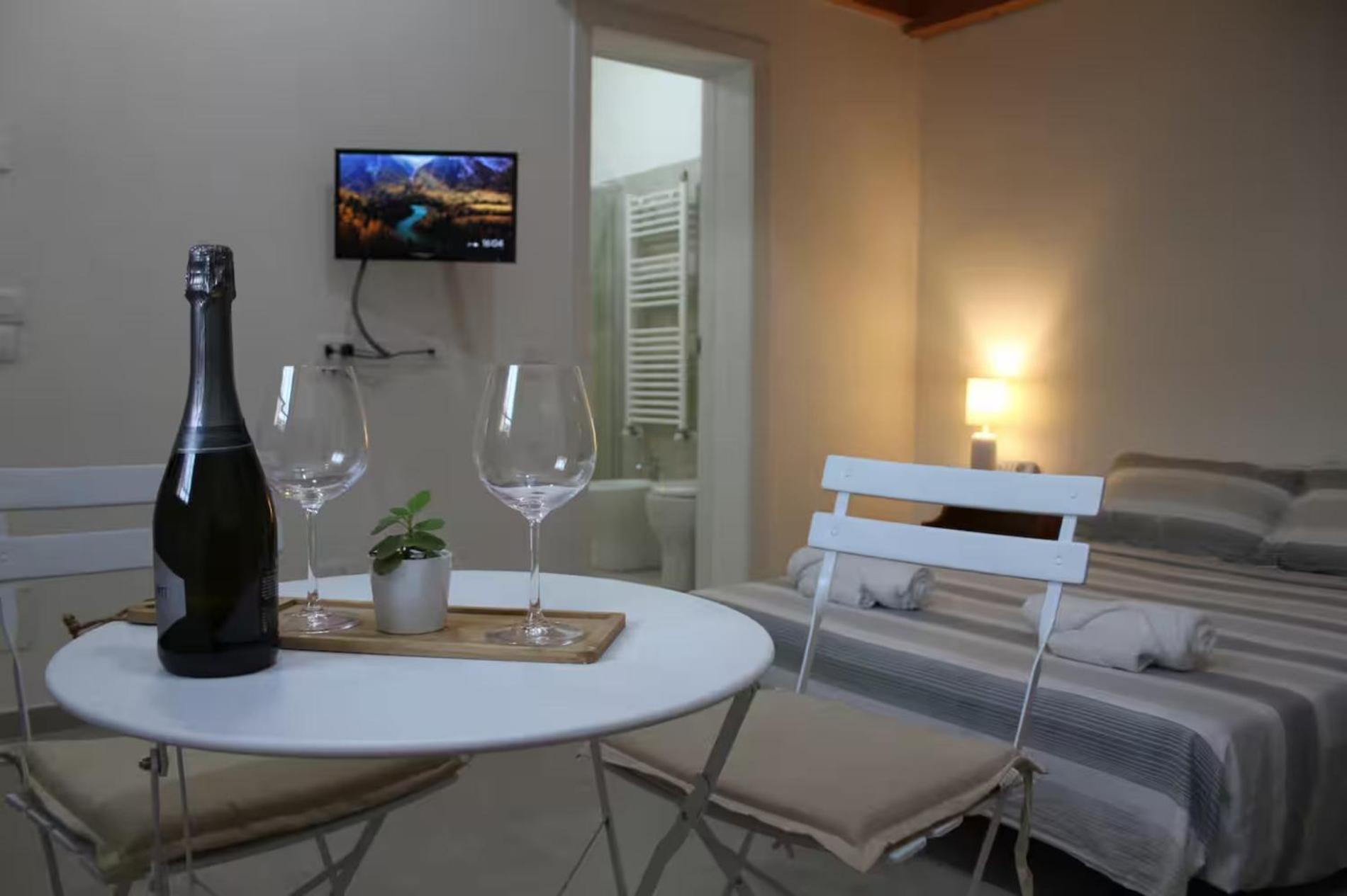 Lodgings In Sardinia Decimomannu Exterior photo